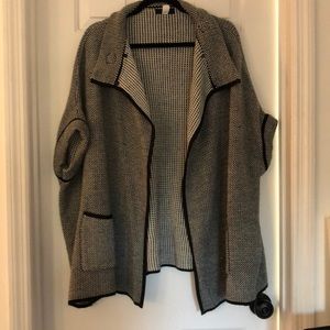 Steve Madden poncho cardigan large XL